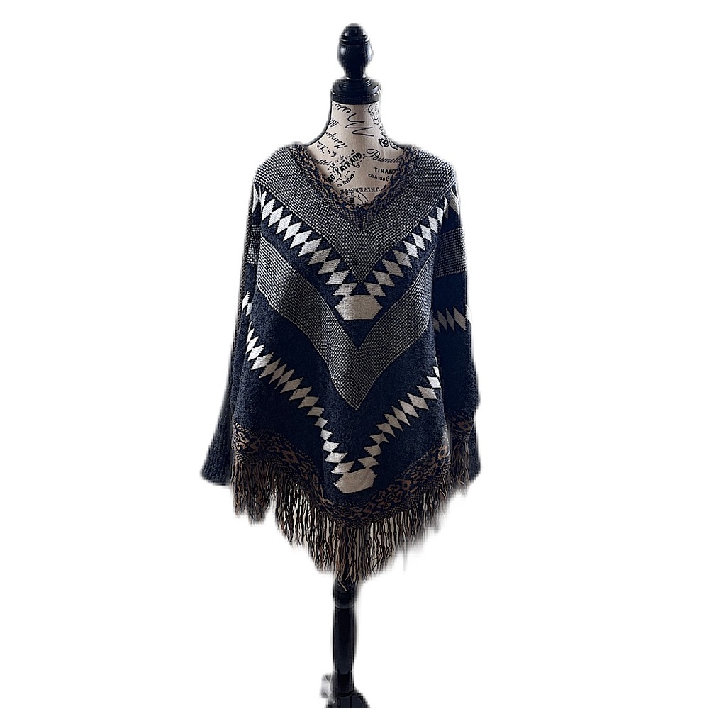 Women’s Poncho